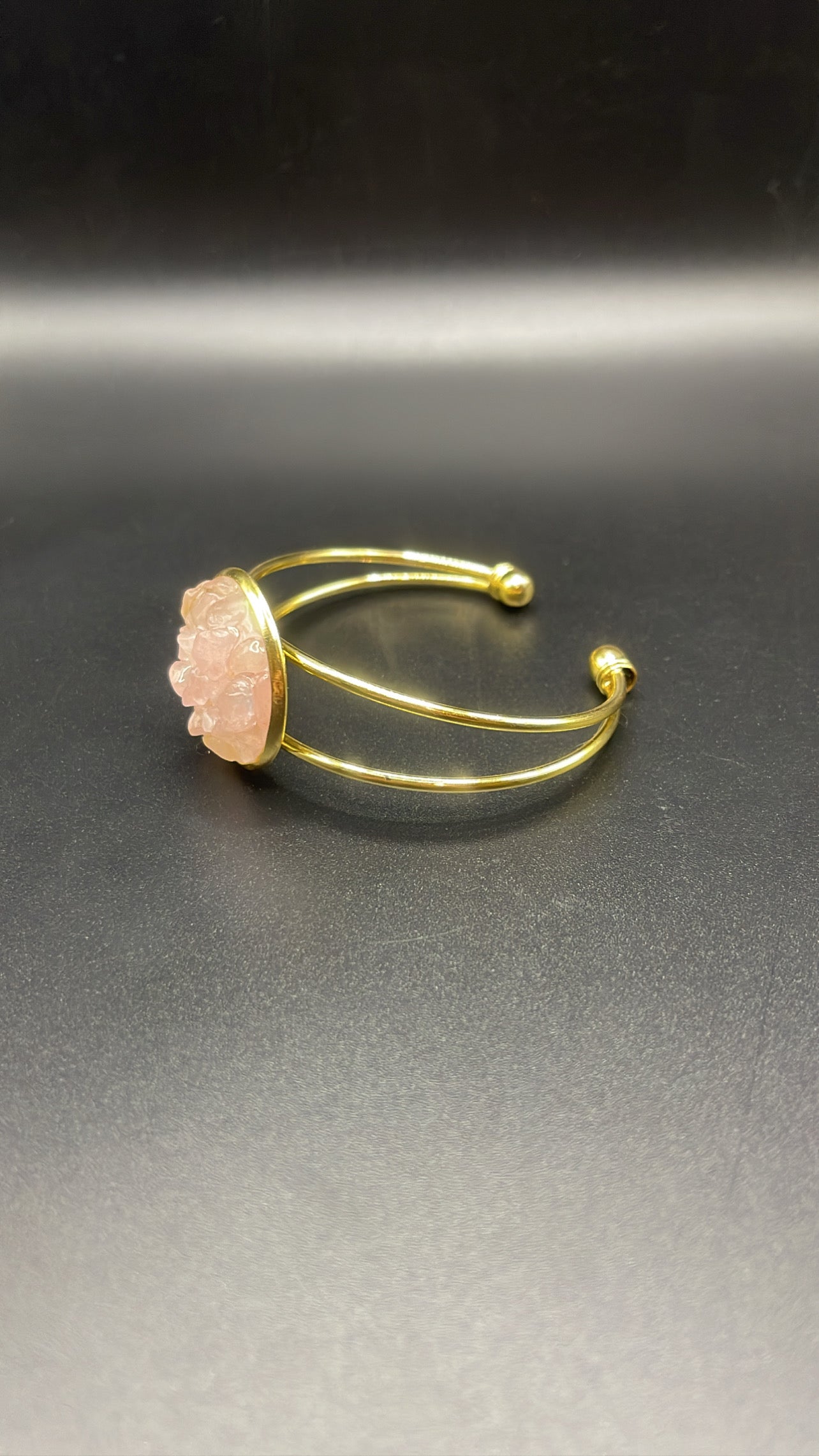 ✨ Rose Radiance: Adjustable Gold Cuff Bracelet with Rose Quartz ✨