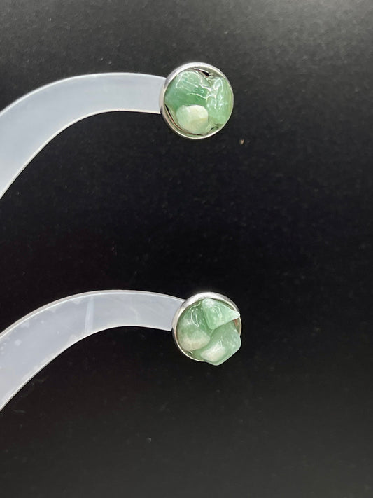 Radiant Simplicity: Silver Green Aventurine Crystal Chip Stud Earrings for Effortless Elegance